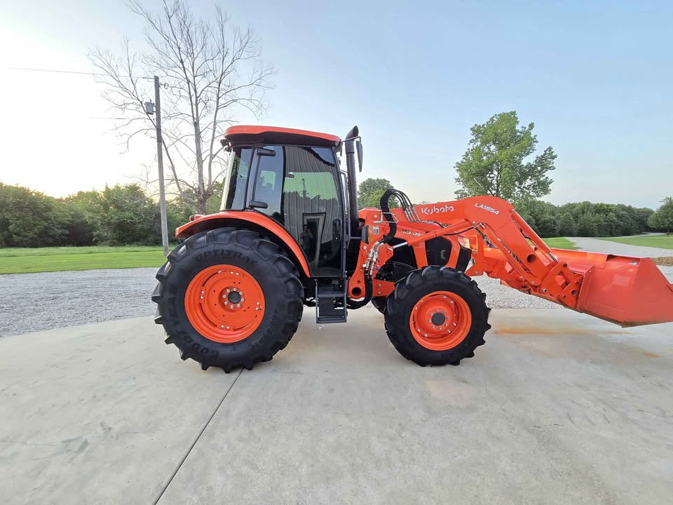 2022 Kubota M5-091 4WD